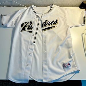 Incredible condition, vintage unisex padres jersey!
